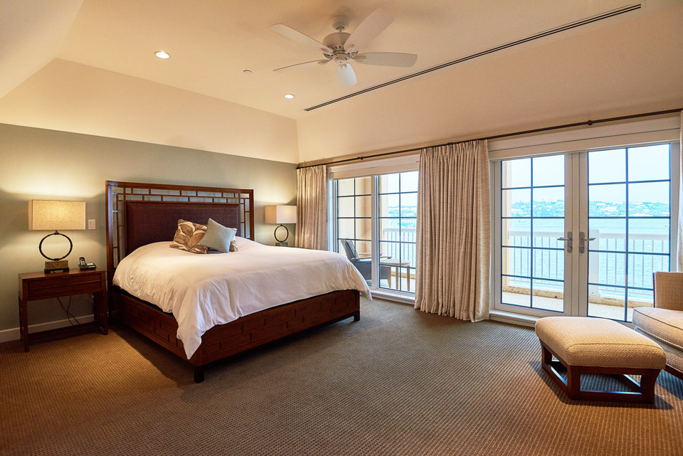 The WaterFront Residence - Rooms